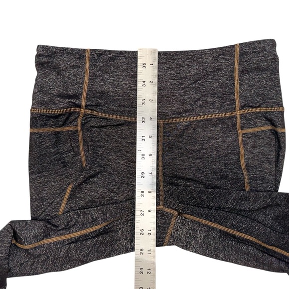 Athleta (2) Leggings Women’s Purple & Grey Cropped Capri Athletic Pants Sz S - Picture 11 of 11